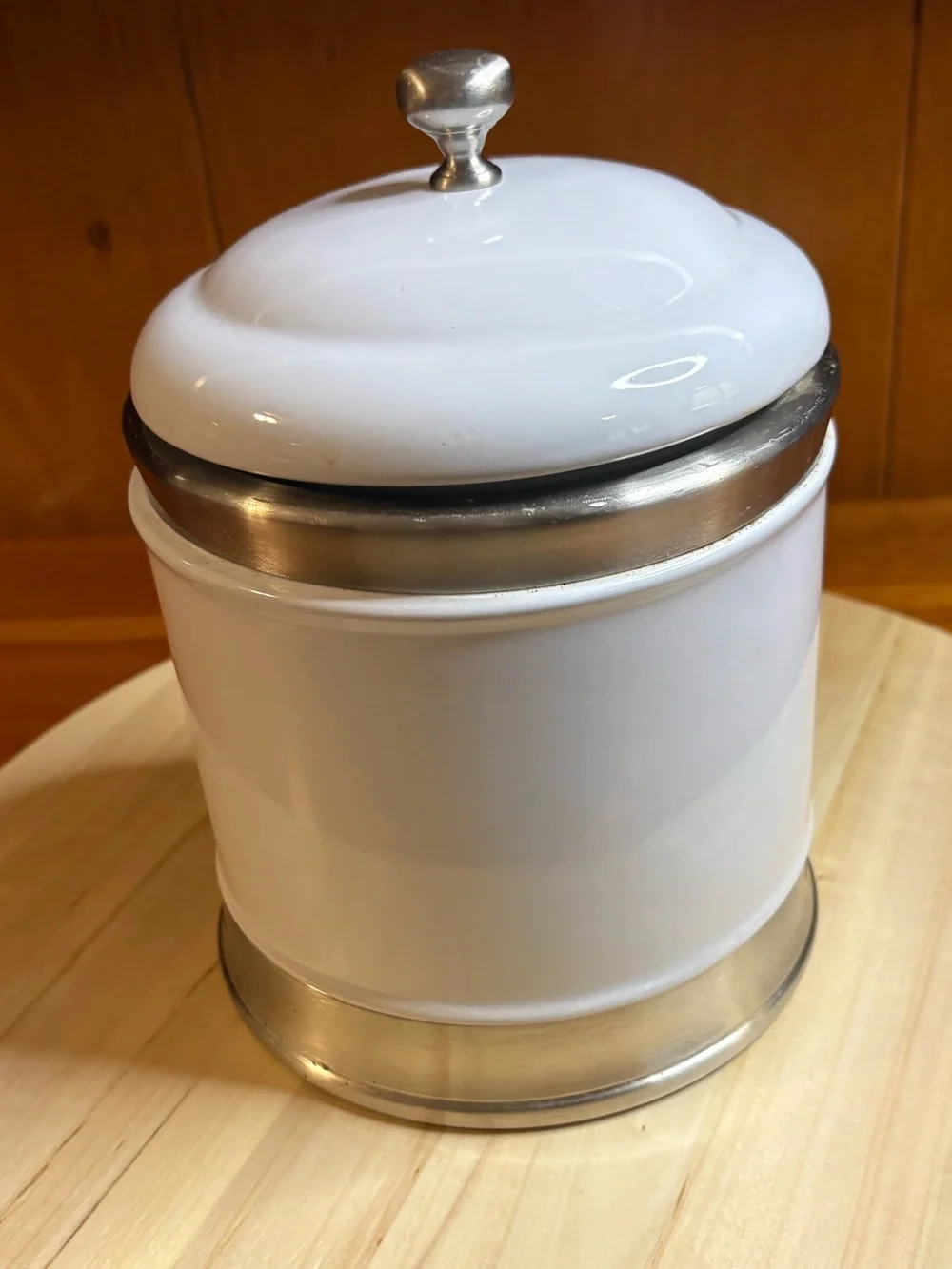 the Williams Sonoma classic canister 8 inches tall, Preloved